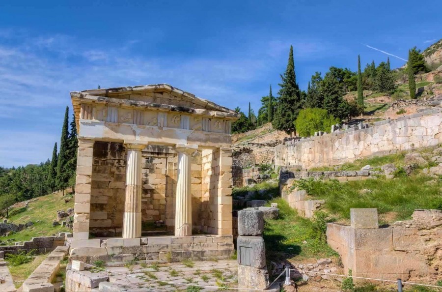 delphi tour