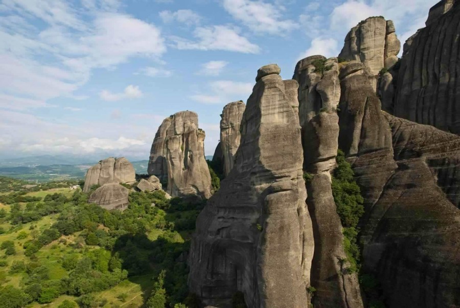 meteora mountains