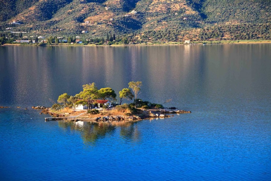 small island near poros